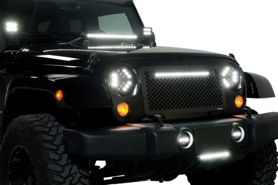0718 Wrangler Stainless Steel Black Designer Fx Grille W/20in Luminix Light Bar