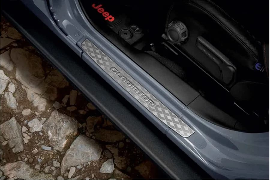 82215552ac - Mopar Door Sill Entry Guards Ss Jt