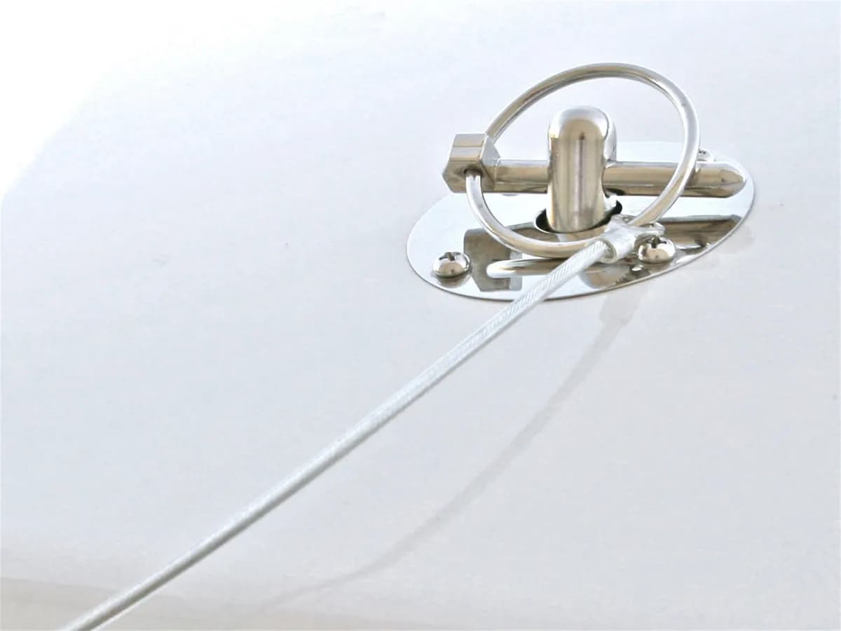 Drake Muscle Cars 05-09 S/S Deluxe Hood Pin Kit
