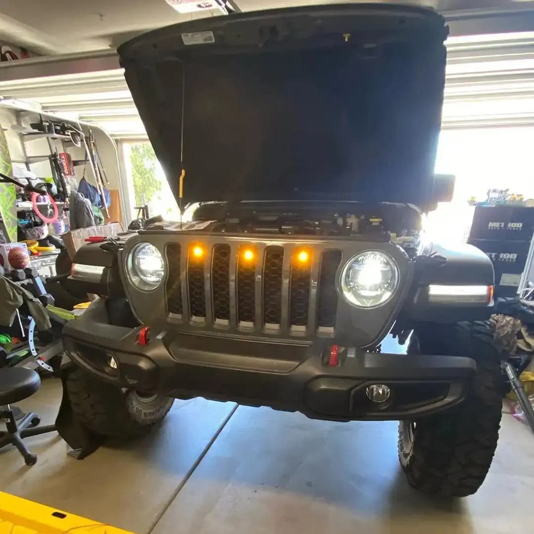ORACLE Lighting Pre-Runner Style LED Grill Light Kit for Jeep Gladiator JT - Green