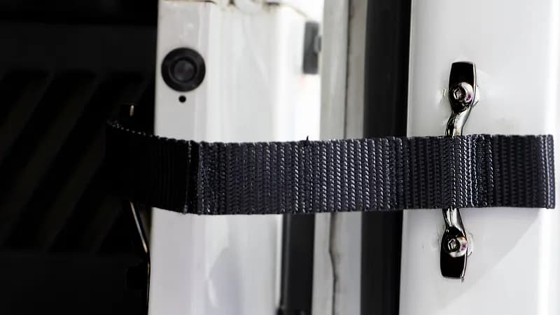 5583 Cj5/7686 Cj7/8186 Cj8/8795 Wrangler Door Strap Kit Stainless Steel 2 Stage Gloss Powder Coat