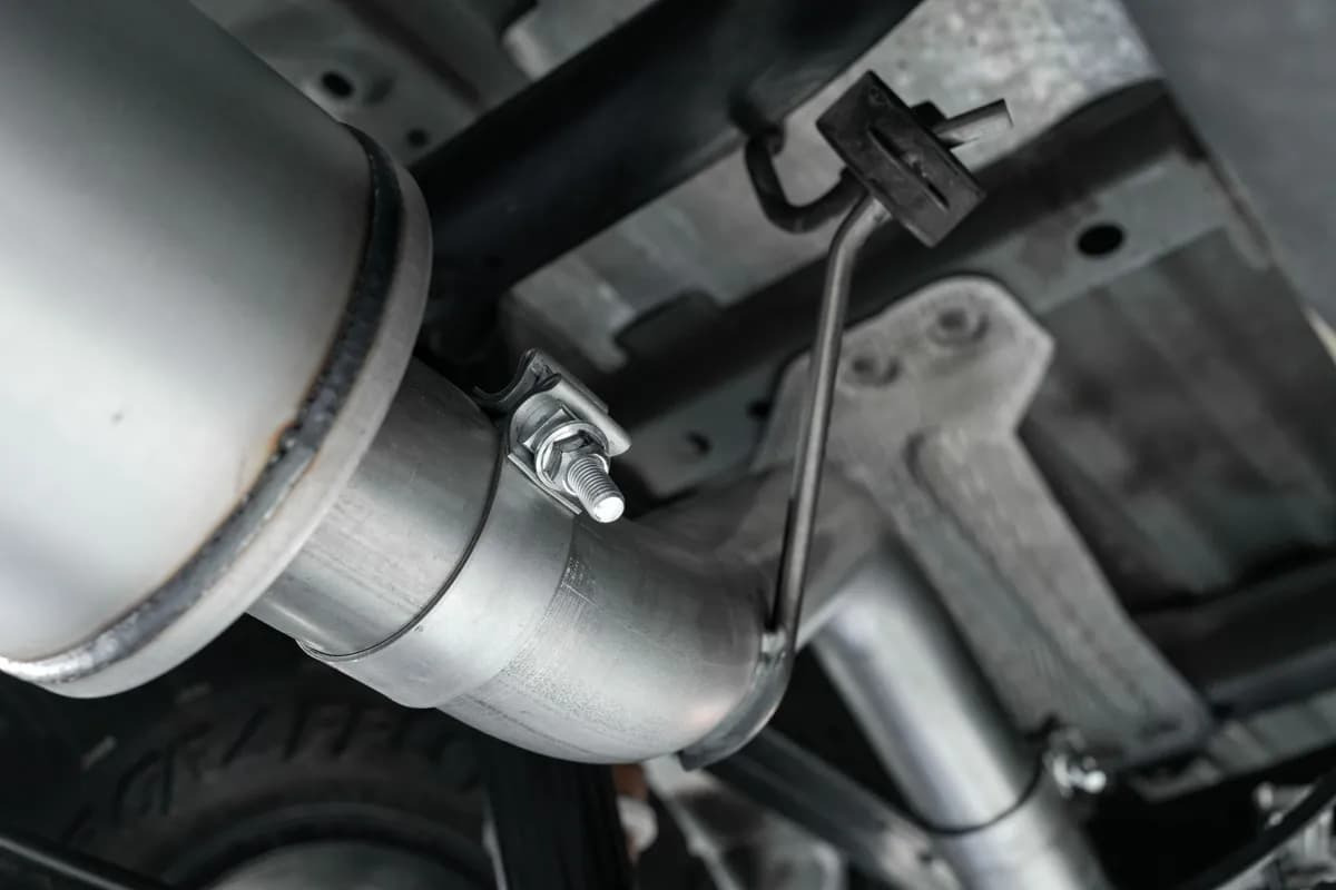 Armor BLK Cat Back Exhaust System; 3 in.; Incl. Front Pipe/Muffler/Tailpipe/Hardware/4 in. OD Tip; Single Side Exit; Black Coated;