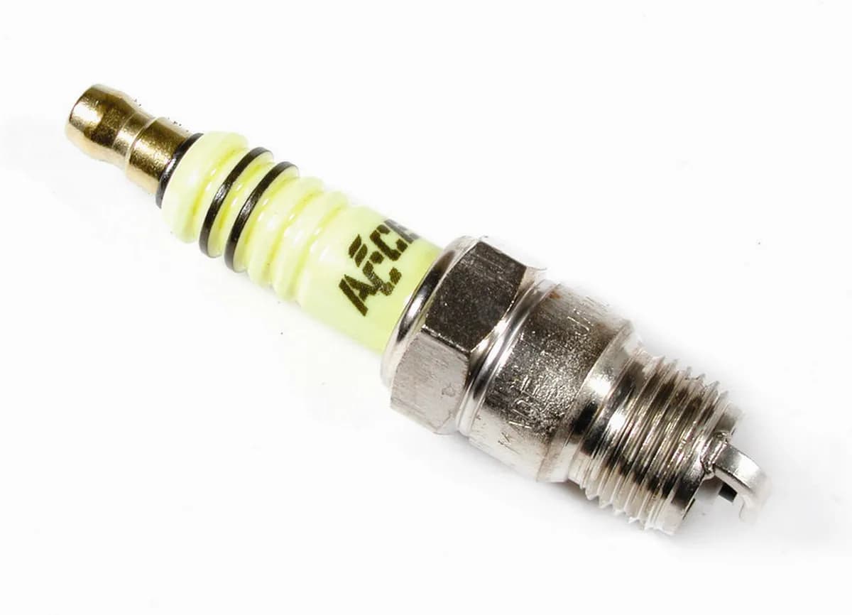 HP Copper Spark Plug - Shorty - 14mm Thread - .460 in Reach - Tapered Seat - 2 Pack of 0576S-4 (8 Spark Plugs)