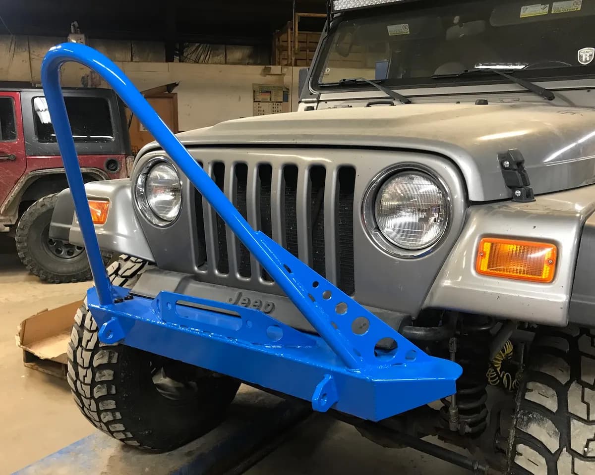 Steinjäger Bumpers Wrangler TJ 1997-2006 Stinger Pinky