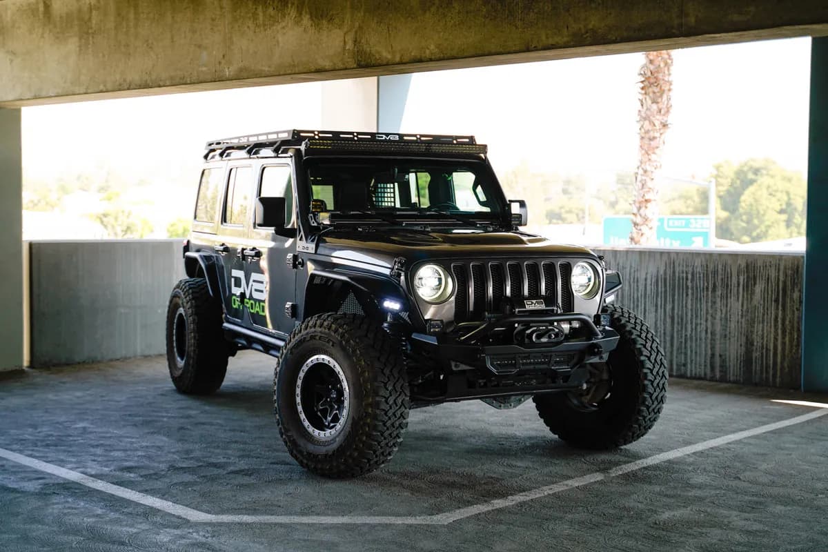 18c Wrangler/20c Gladiator(Excl 4xe/392/Mojave) Apillar Dual Light Pod Mounts