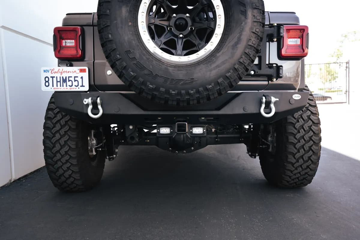 DV8 Offroad Ahjp-01 Ahjp-02 07-22 Jeep Wrangler Jk/Jl Bolt on Hitch With Cube Lights
