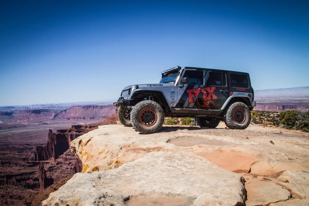 0718 Jeep Wrangler JK 4dr 3.5in Jkonnect Lift Kitfox 2.5 Pes R/R Dsc Shocks