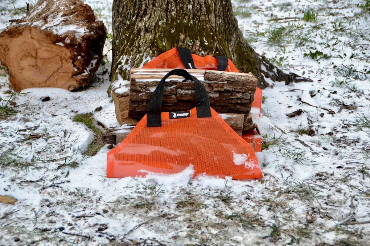 Steinjäger Red Log Carrier