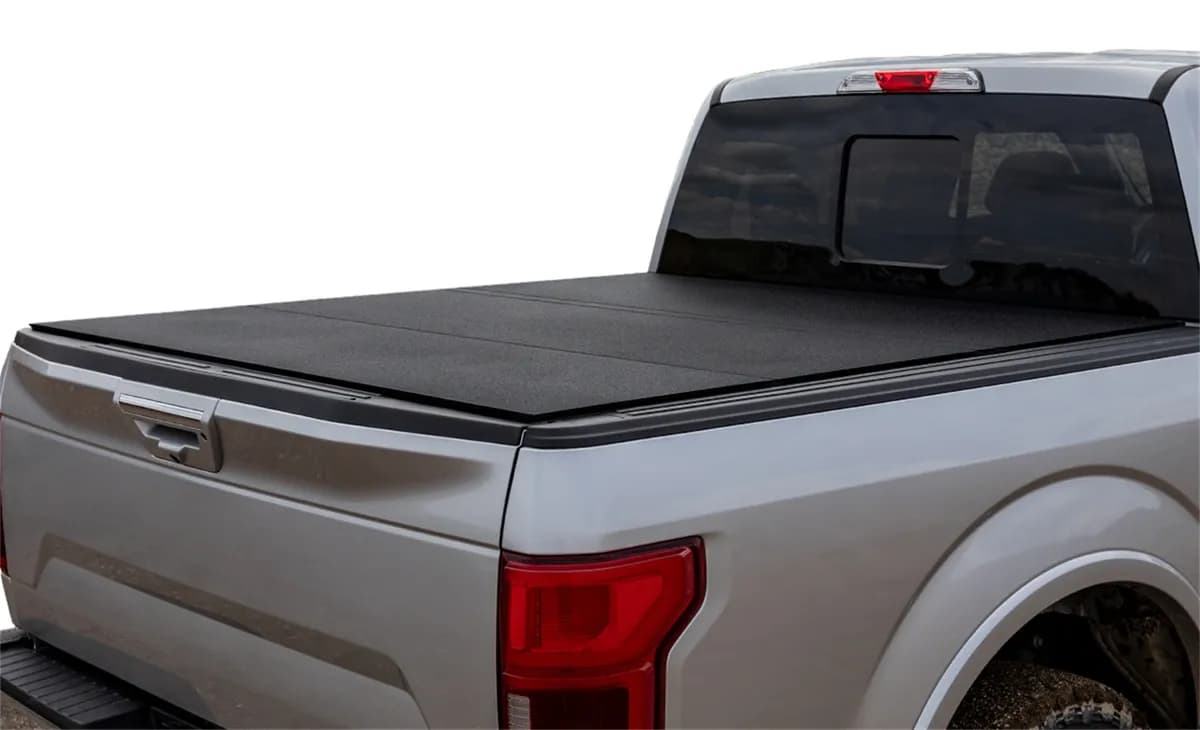 22c Rivian R1t (W/ OEM Tonneau Tracks) 4.6ft Lomax Hard Folding Tonneau Cover
