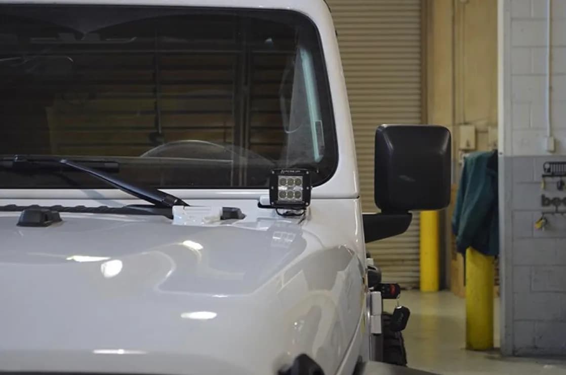 SteinjÃ¤ger Exterior Accessories Wrangler JL 2018 to Present Light Mounts Cube Riser Kit