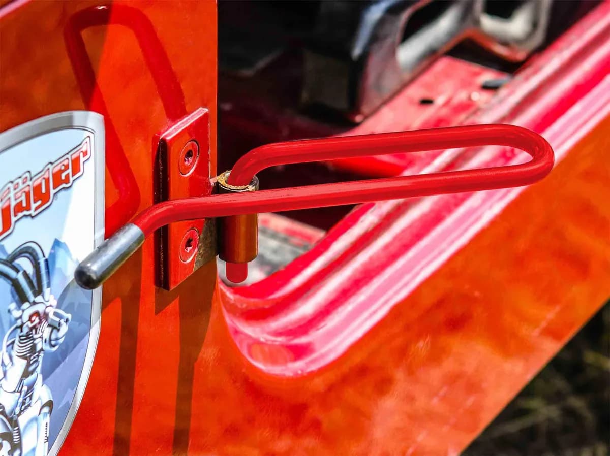 Steinjäger Exterior Accessories Wrangler YJ 1987-1995 Foot Pegs Red Baron