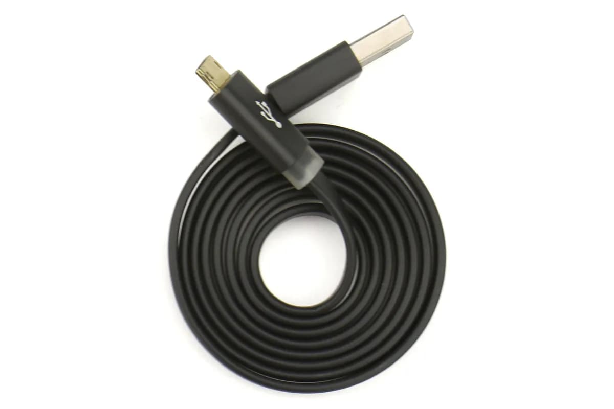 Scosche Reversible Micro USB Charge and Sync Cable - Black