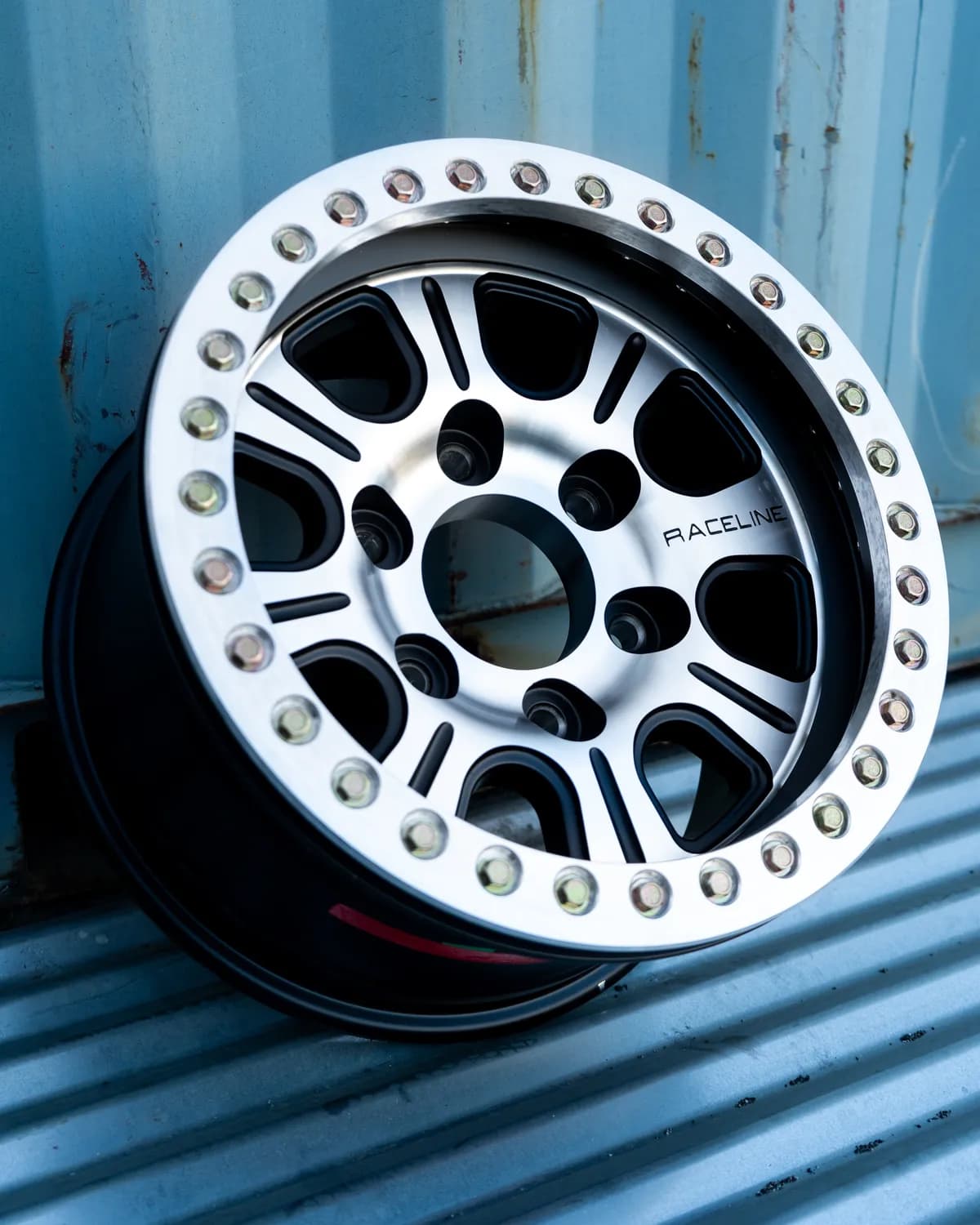 BlackMachined Bolt Pattern 8x6.5 Construction Heavy Duty Cast Outer Ring Material Aluminum