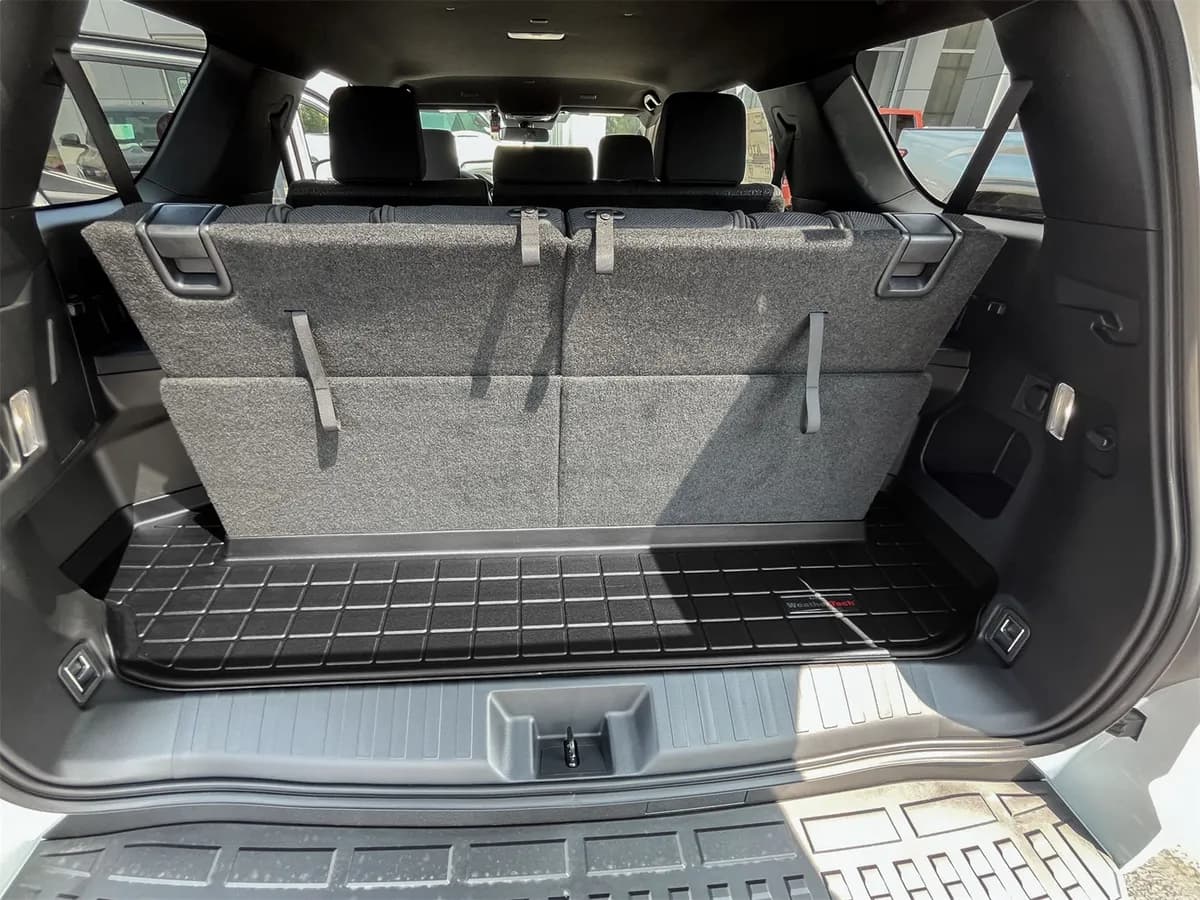 Cargo Liner; Black; Behind 3rd Row Seating;