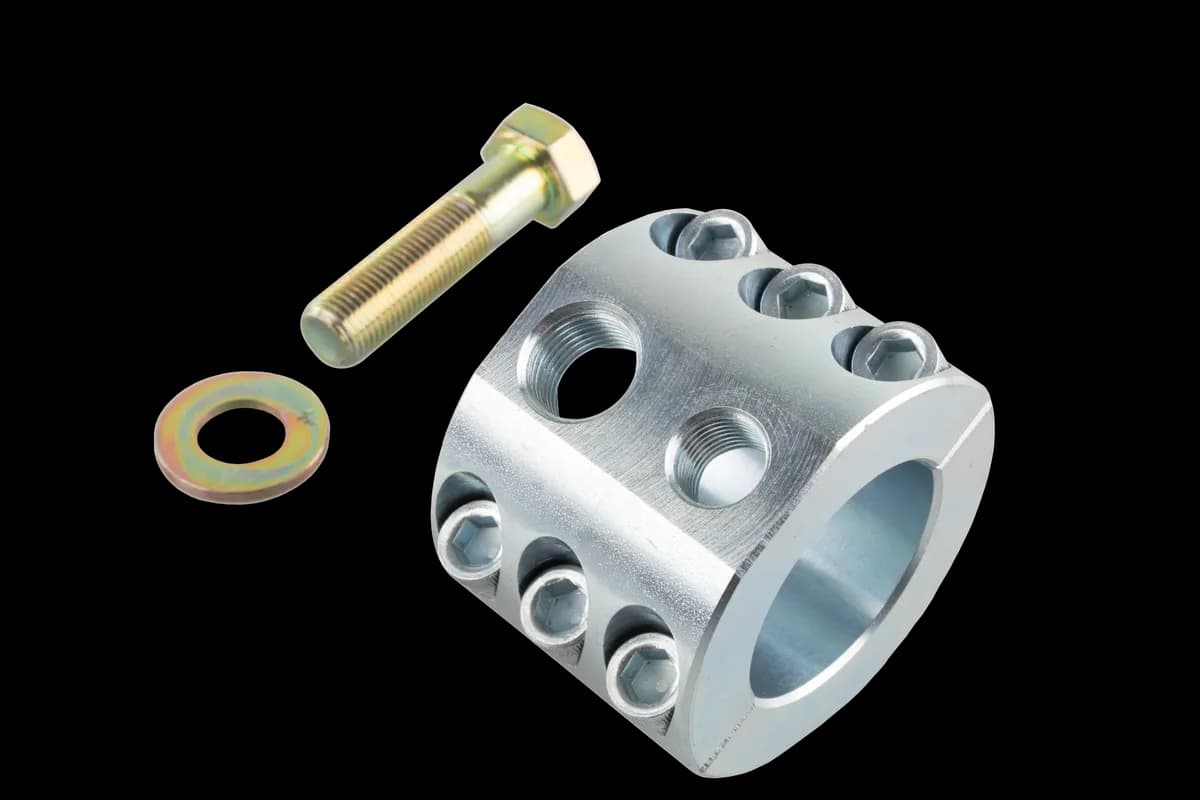 1999 - 2004 Ford Super Duty F-250 / F-350 HD Steering Kit With Clamp IFP Stabilizer