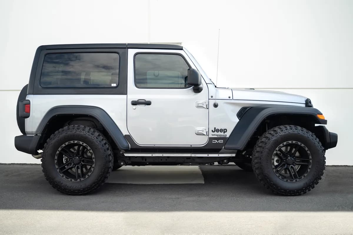 DV8 Jeep Wrangler JL 2-Door | Rock Skins