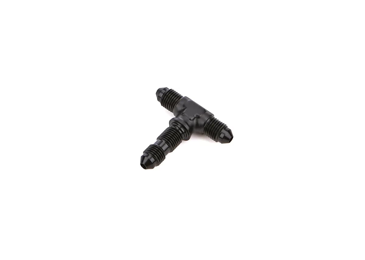 06 Male An/Jic Bulkhead Tee (Bulkhead on Side) Black