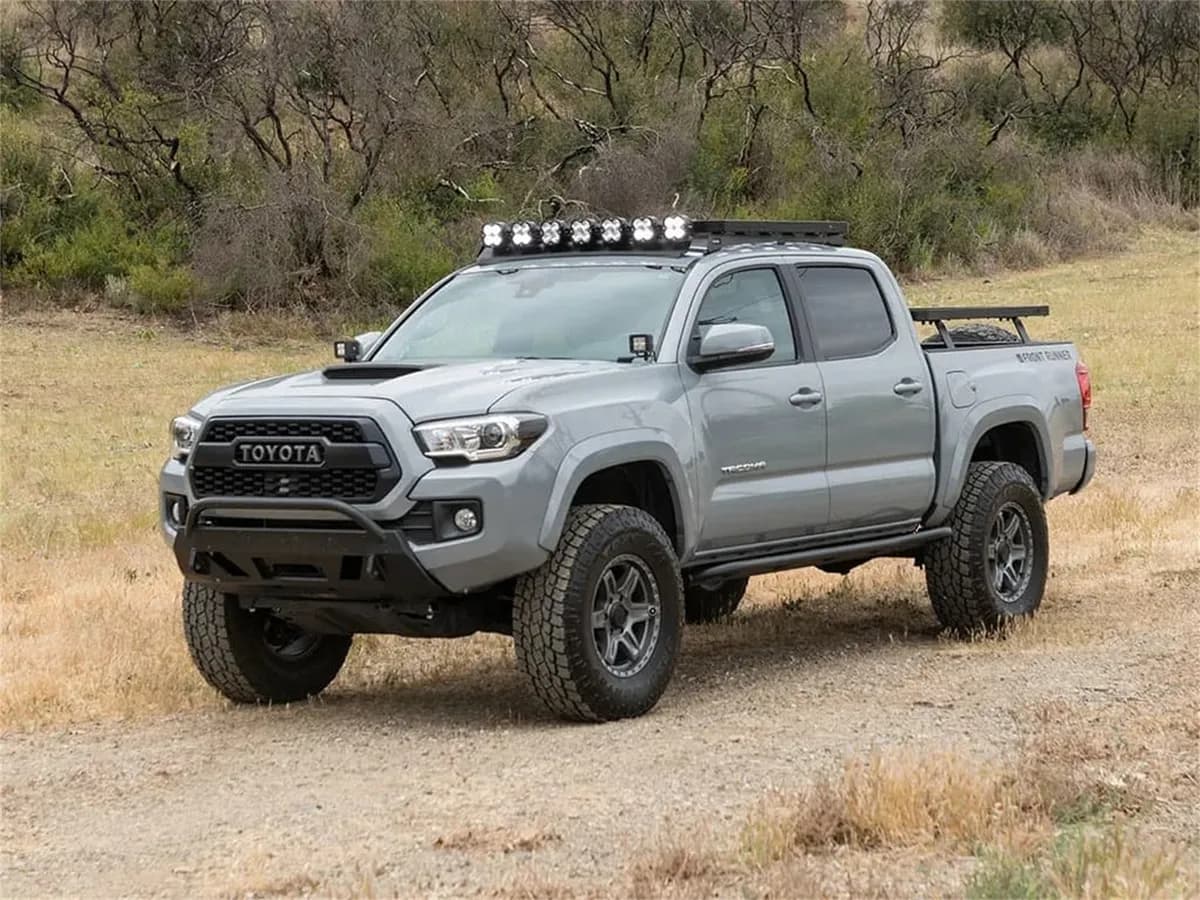 Front Runner Outfitters Baja Designs XL LinkableLP Series Light Mount Kit