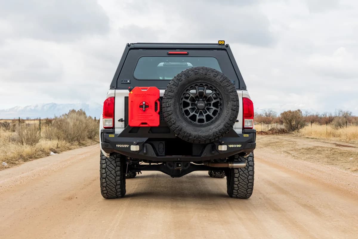 Toyota Tacoma Rear Bumper (16-23 Toyota Tacoma)