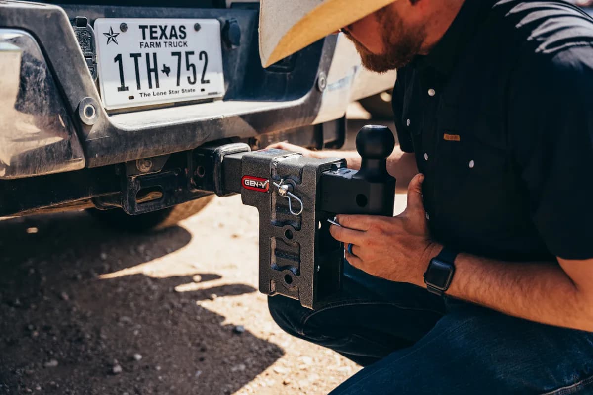 GEN-Y Hitch Mega-Duty 6in Drop Hitch w/ Dual-Ball and Pintle Lock