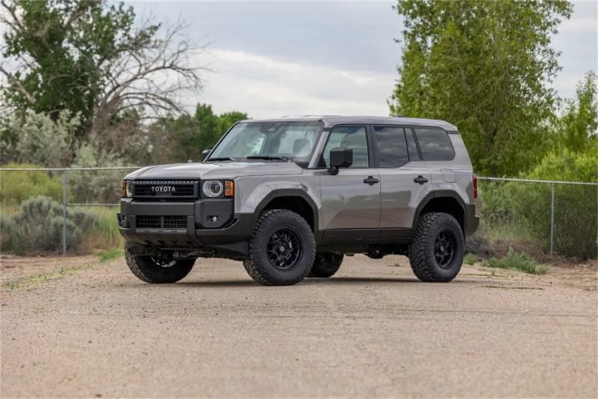 20242024 Toyota Land Cruiser 2.5in Sst Lift Kit
