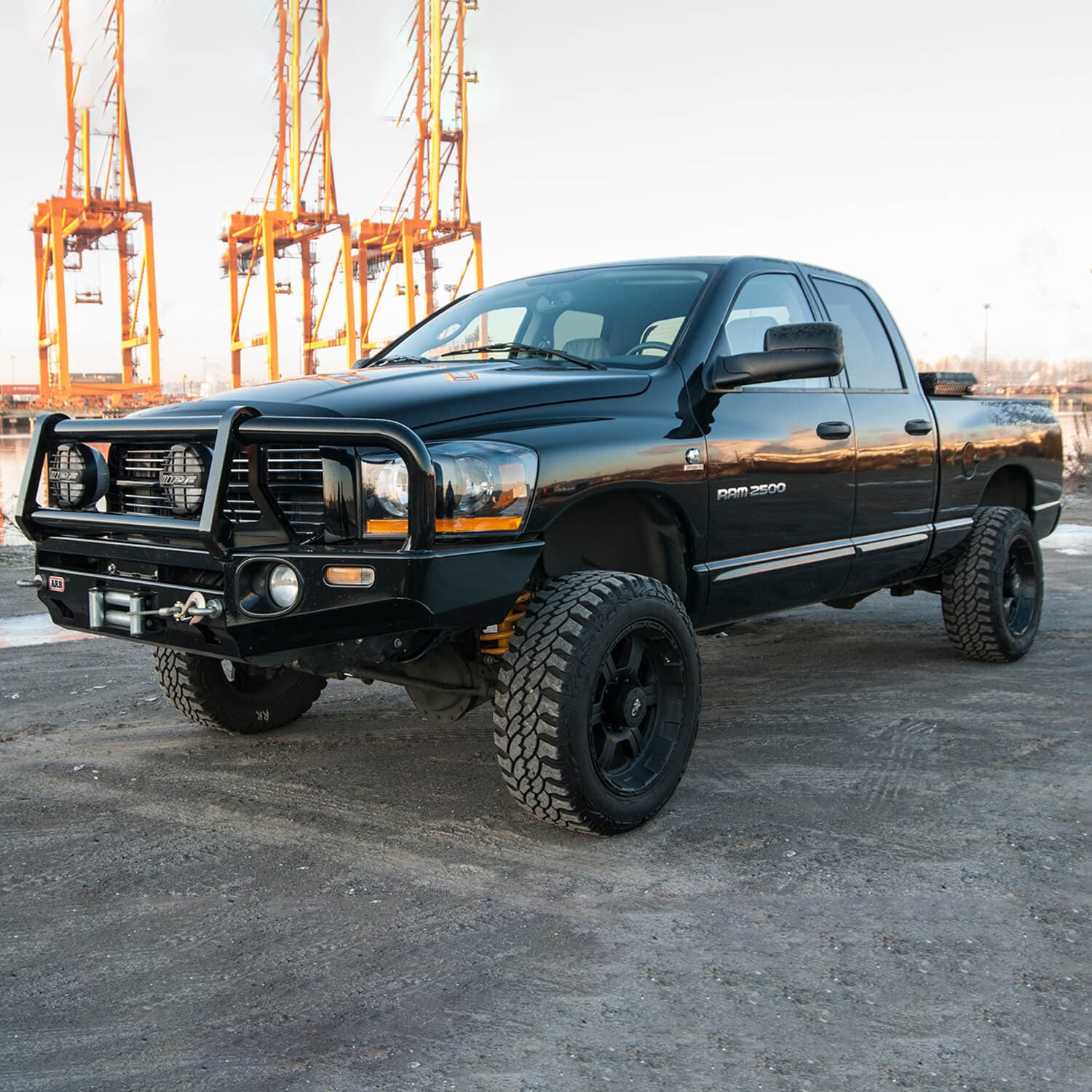 0608 RAM 1500/0609 RAM 2500/3500 Deluxe Bar product image
