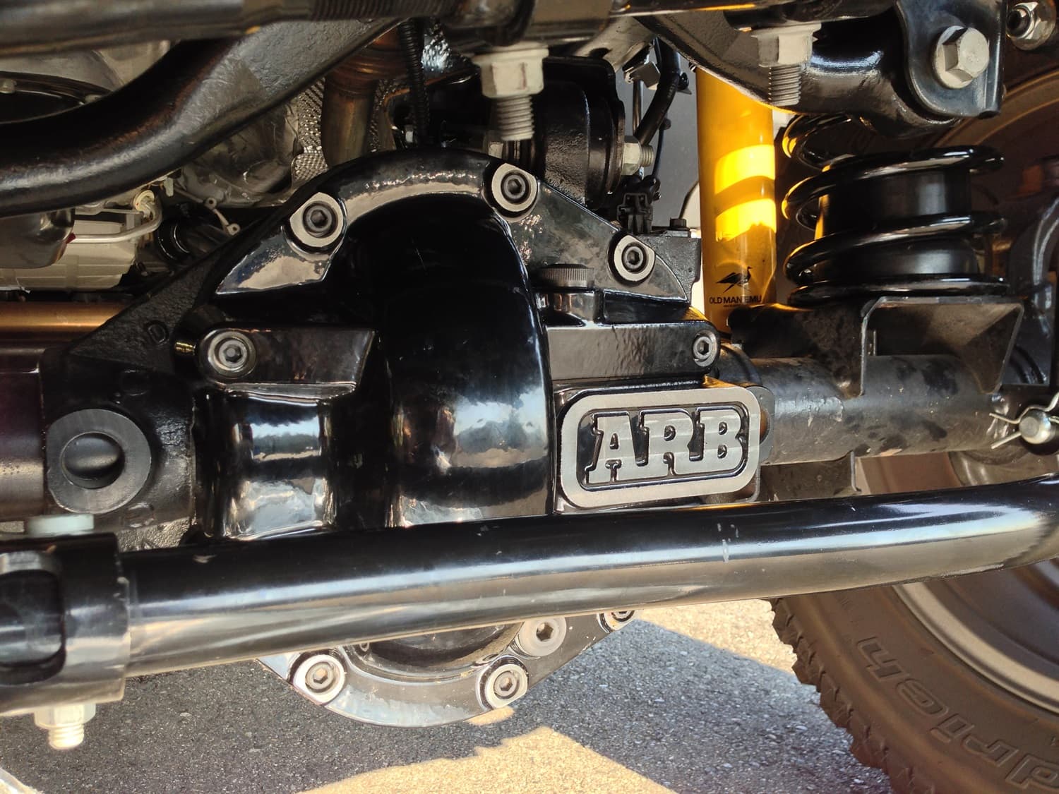 Black/Arb Differential Cover For Dana 44 (0750003) product image