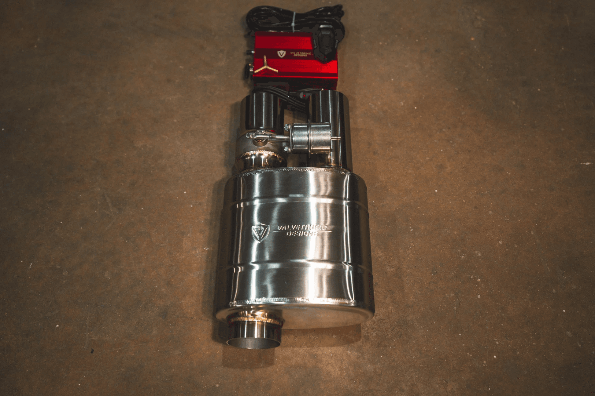 Universal Muffler Kit, Single Inlet Dual Outlet, 76MM 3.0 Inch 2 Mufflers Valvetronic Designs product image