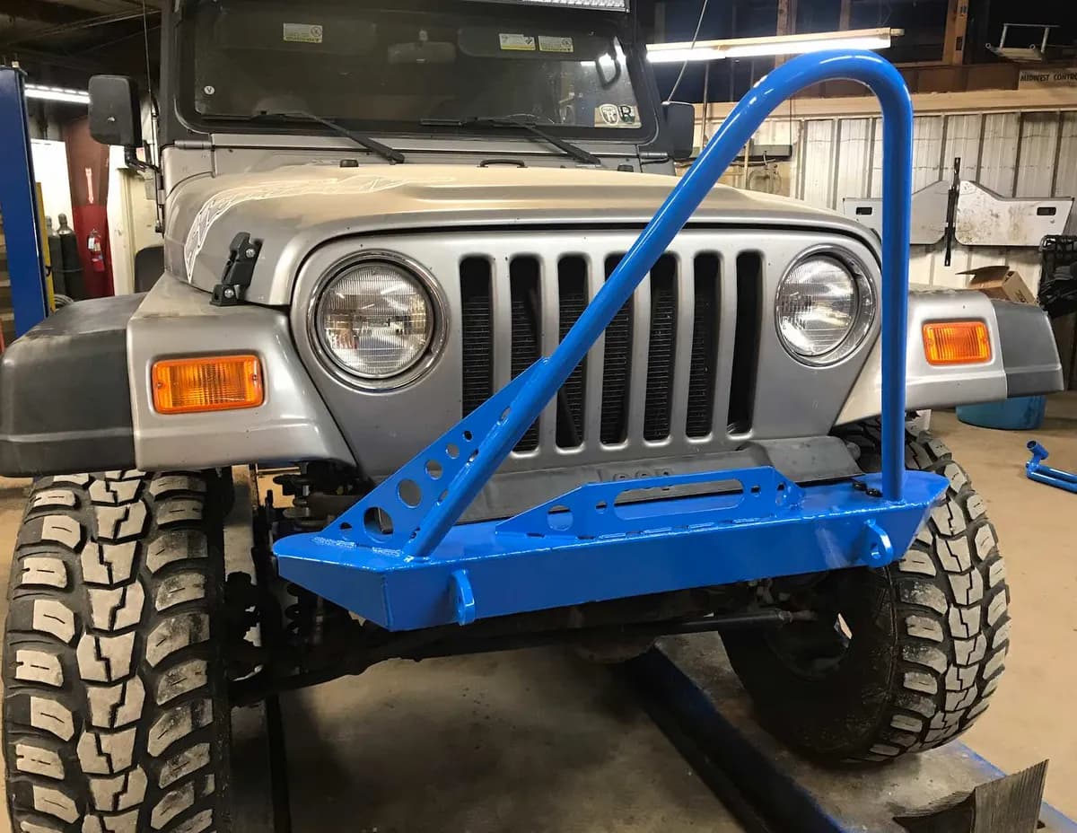 Steinjäger Bumpers Wrangler TJ 1997-2006 Stinger Playboy Blue