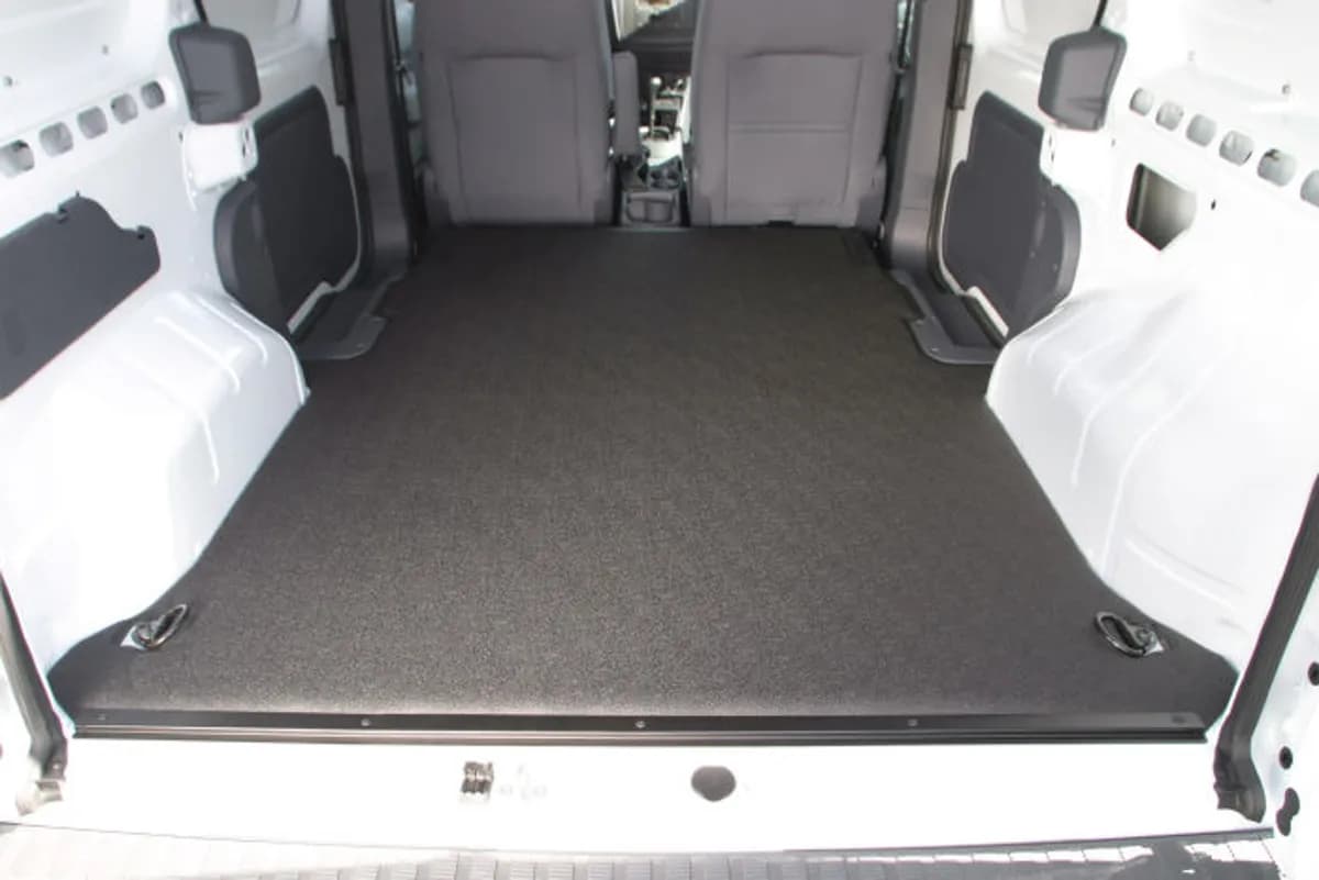 15c Ford Transit 150/250 130in wb Vantred
