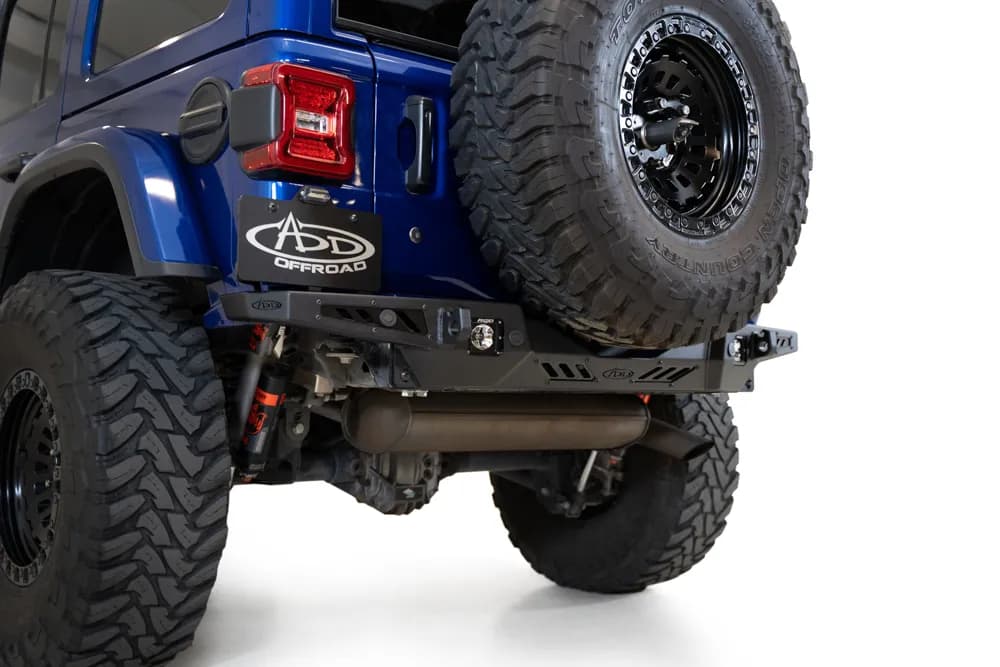 18c Wrangler Stealth Fighter Rear Bumper W/D Ring Mounts & Mounts For 2 Cube Lights Black