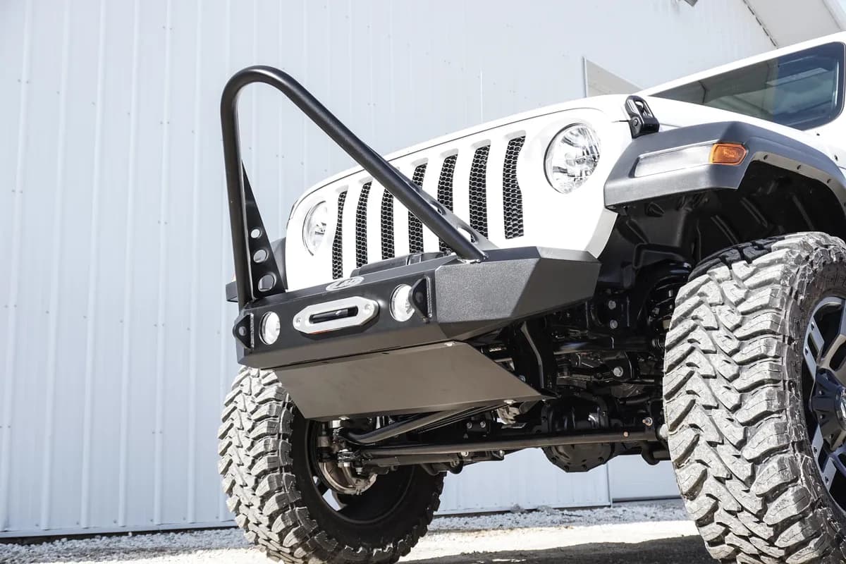 JL/JT Signature Series Shorty Front Bumper w / Stinger Guard (Black Powder Coated)